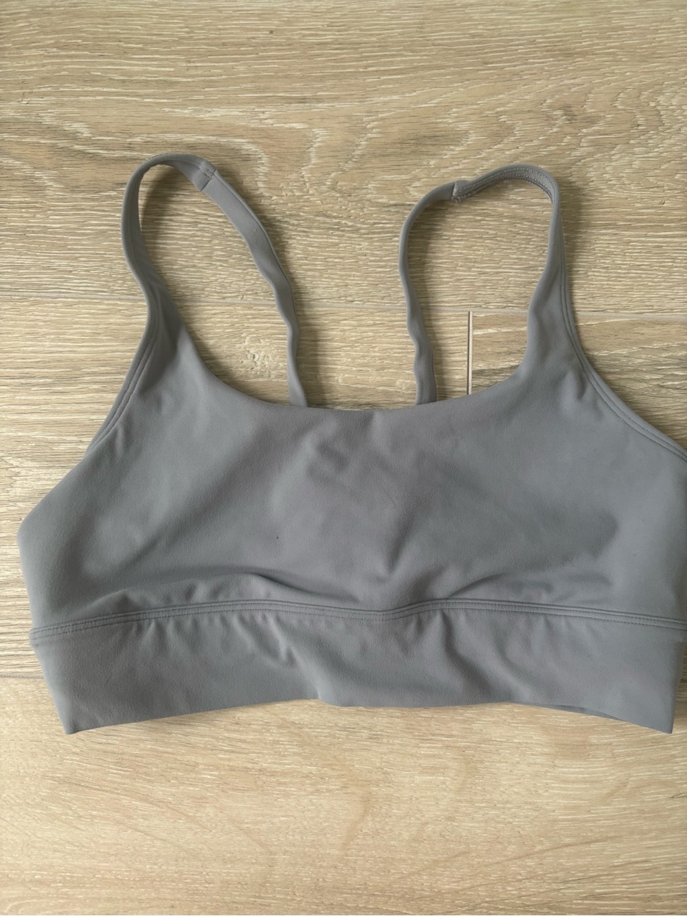 Vuori sports bra